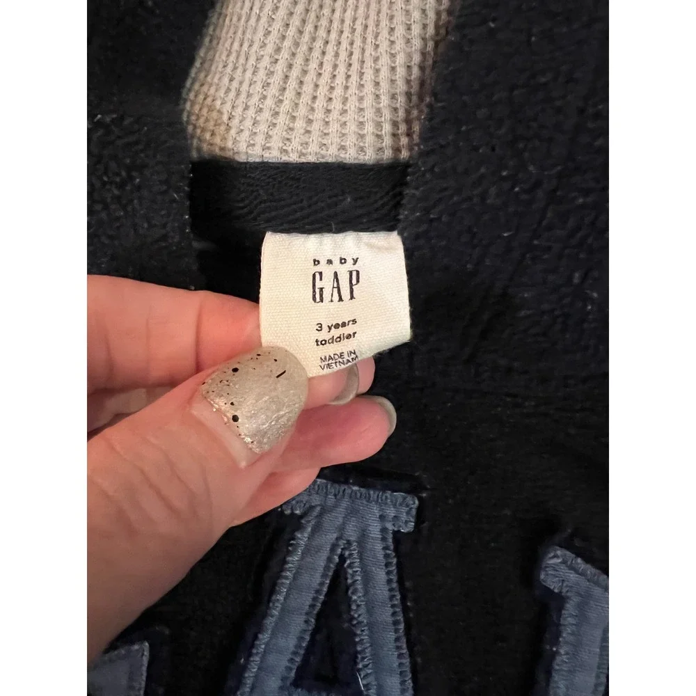 GAP snuggle your
